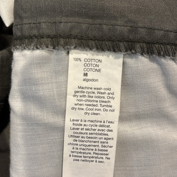 GAP men’s 100% cotton shorts in dark grey size 35 NWT - Picture 9 of 9